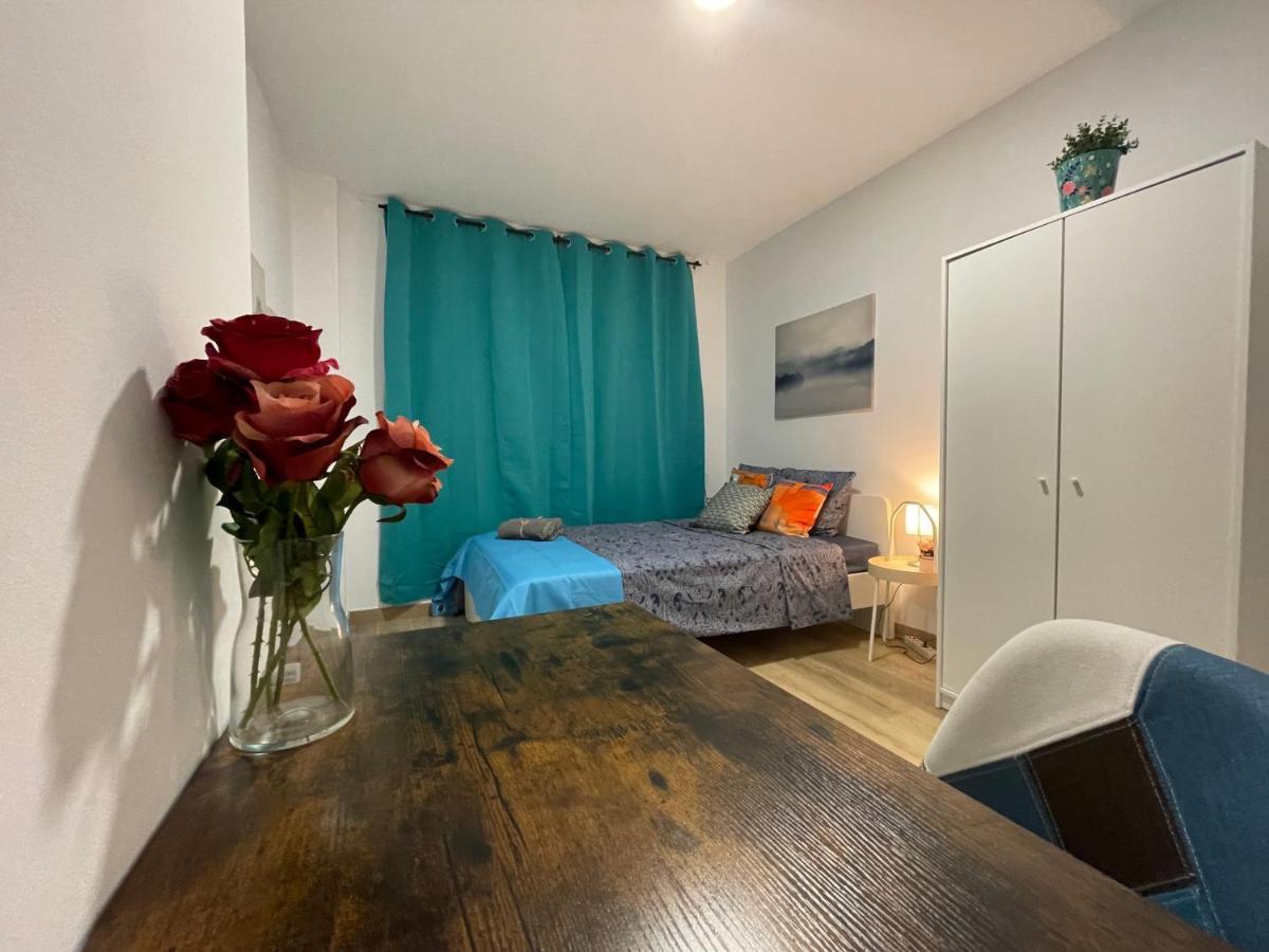 Rooms In Gothic Barcellona